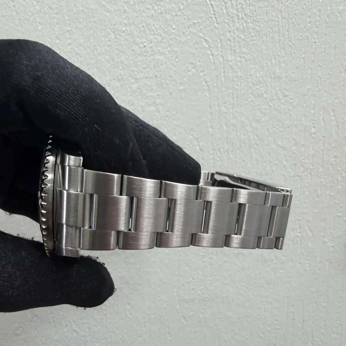 Rolex Sea-Dweller Black Dial on Oyster Ref 126600 with New Style Card Green 2022