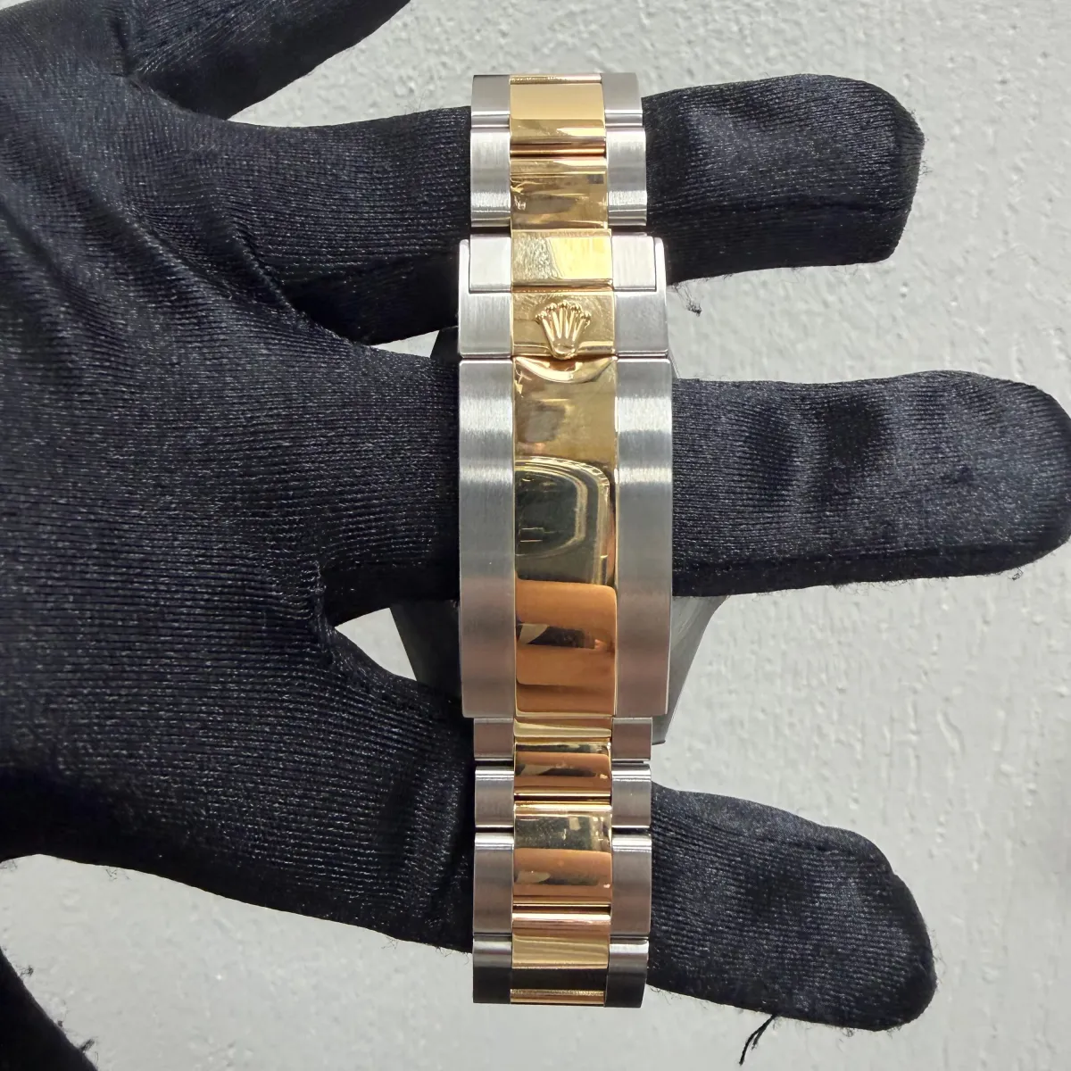 Rolex Sea-Dweller 43 Black Dial On Oyster