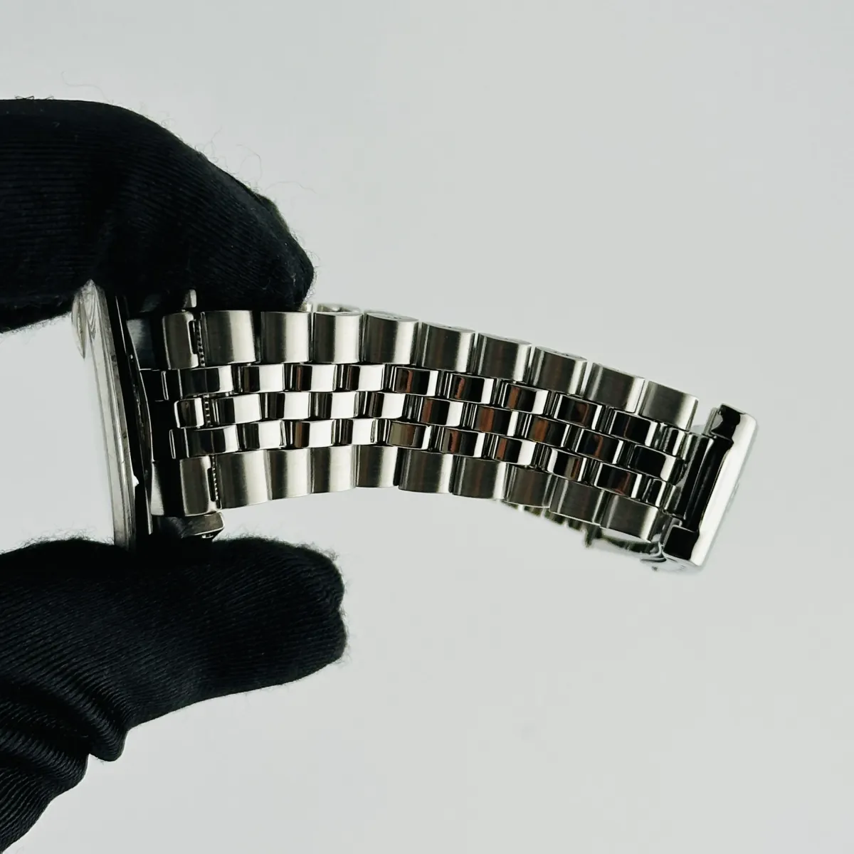 Rolex Datejust Silver Linen Dial On Jubilee Ref 1600