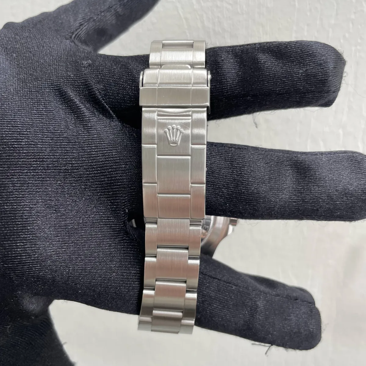 Rolex Sea-Dweller Black Dial on Oyster Ref 16600