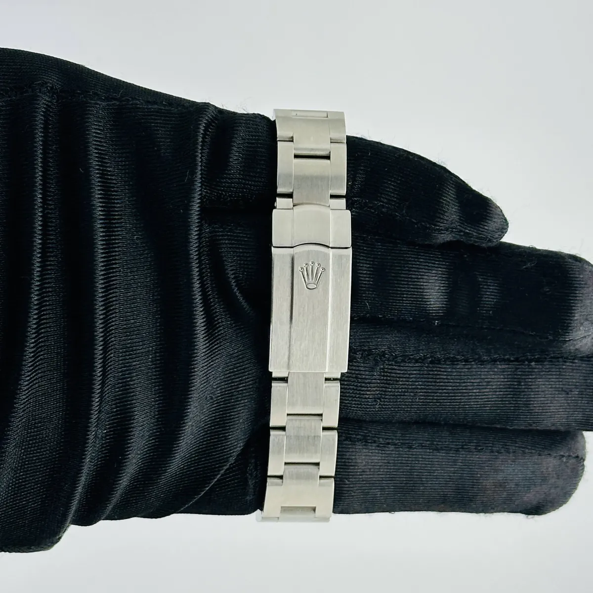 Rolex Oyster Perpetual Silver / Pink Markers Dial On Oyster