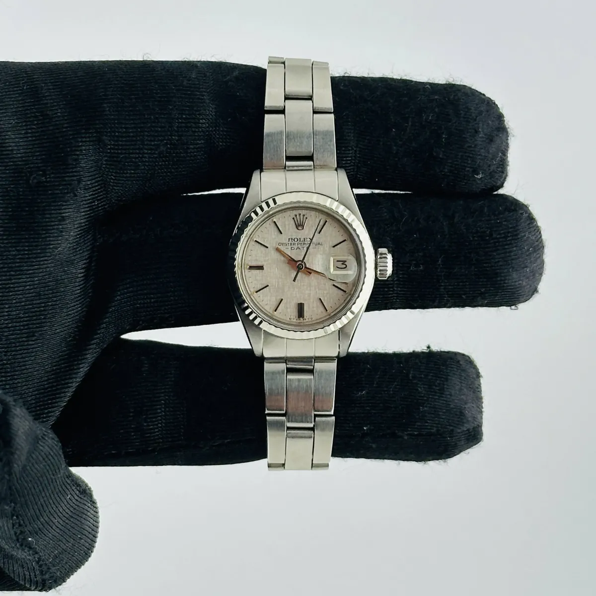 Rolex Datejust Silver Linen Dial On Oyster