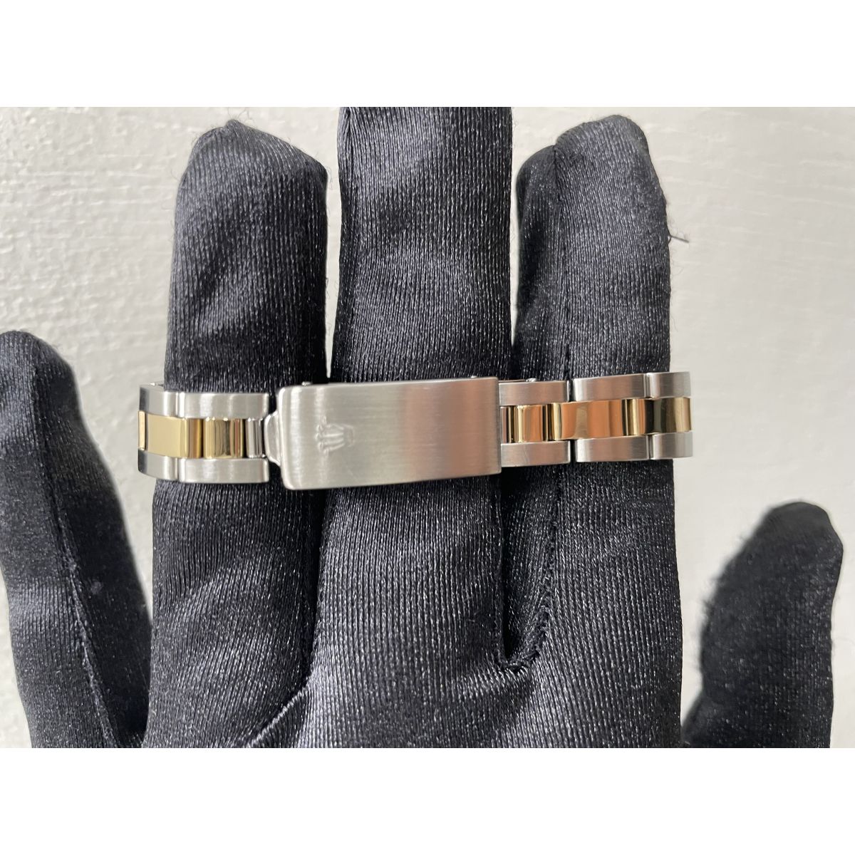 Rolex Datejust Gold Arabic Dial on Oyster Ref. 69173 Papers 1987