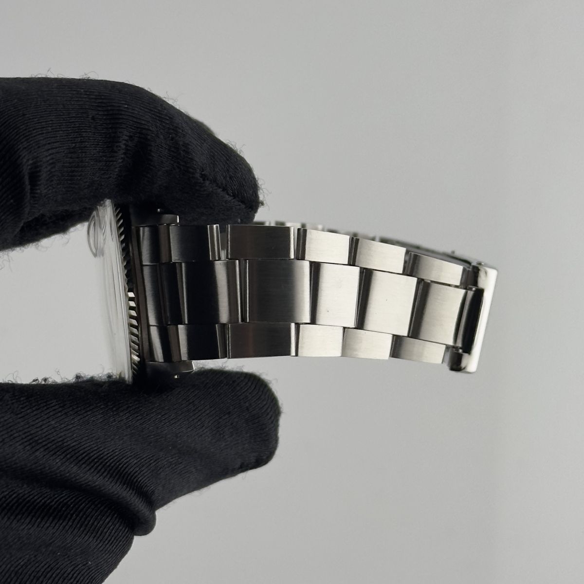 Rolex Datejust Silver Stick Dial on Oyster Ref. 1601 1969