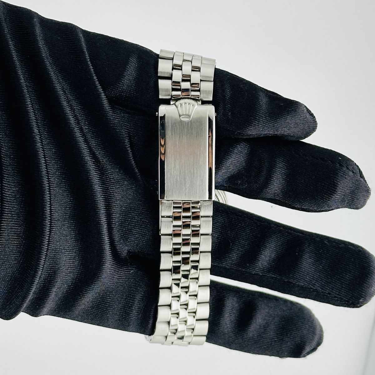 Rolex Datejust White Refinished Dial on Folded Jubilee Ref. 1601 1972