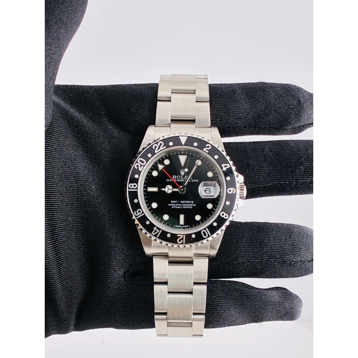 Rolex GMT-Master II Black Dial on Oyster Ref. 16710 Papers 2001