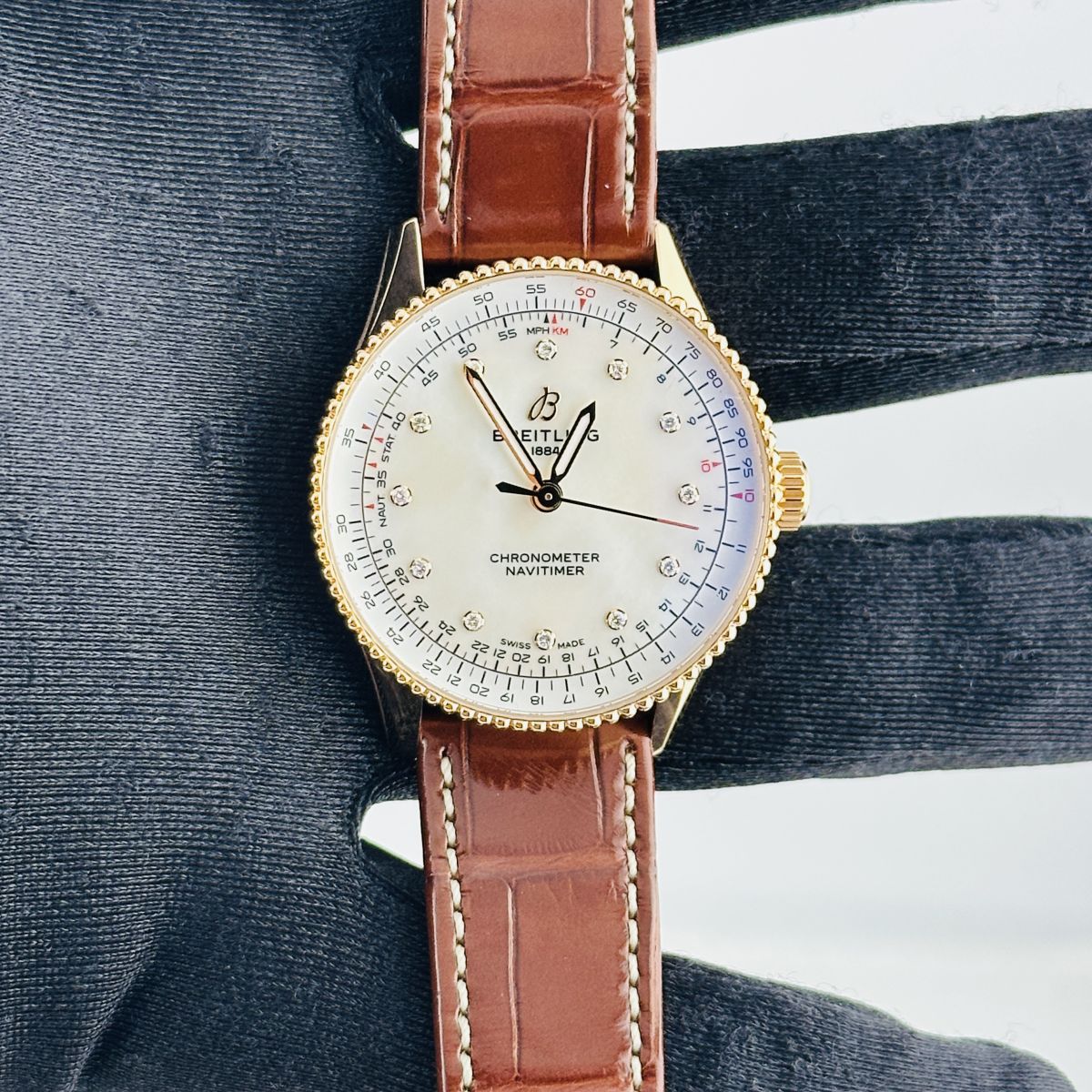 Breitling Navitimer Automatic Mop Dial on Leather Strap Ref. R17327211A1P1 Card 2025