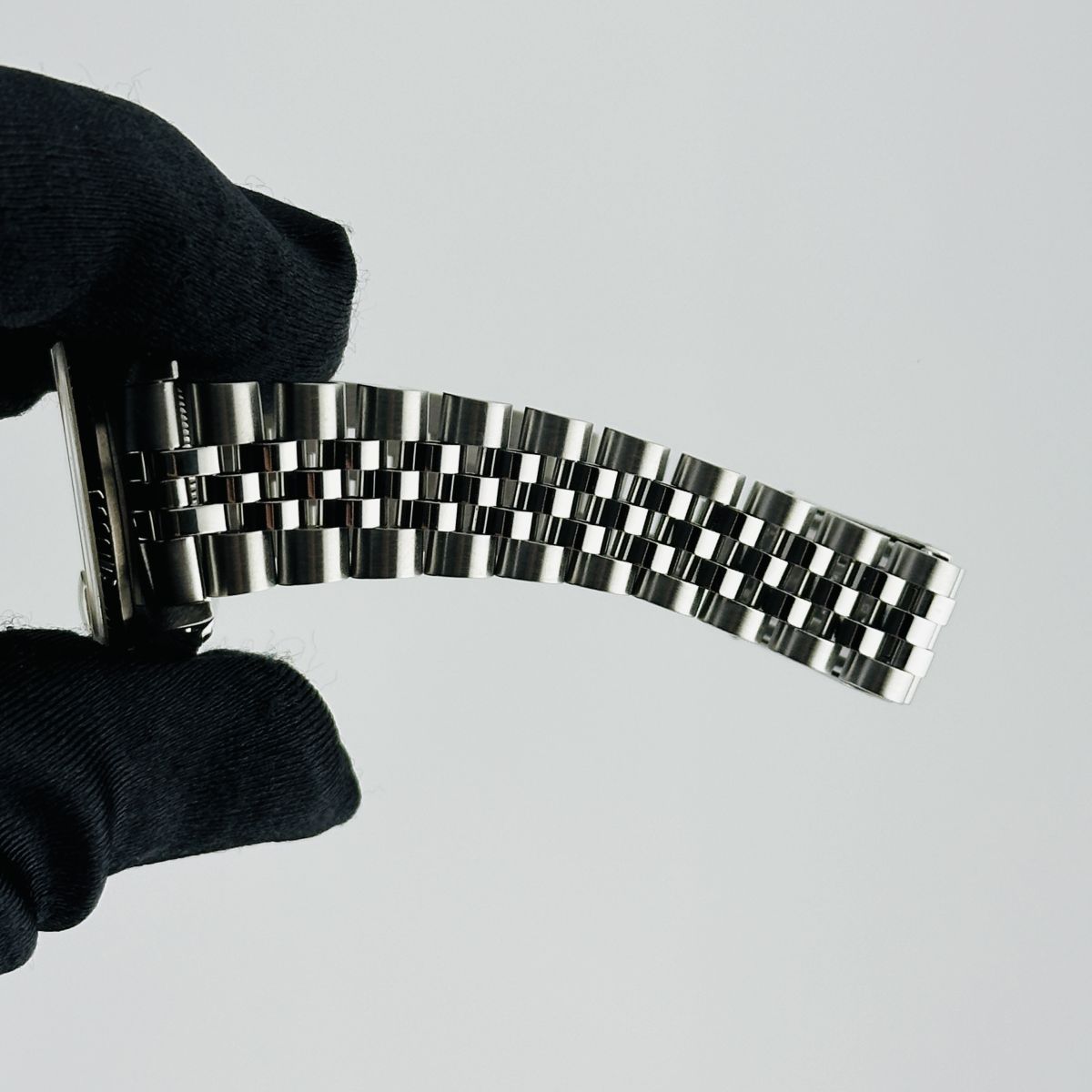 Rolex Datejust Silver Stick Dial on D Link Jubilee Ref. 68274 Papers 1992
