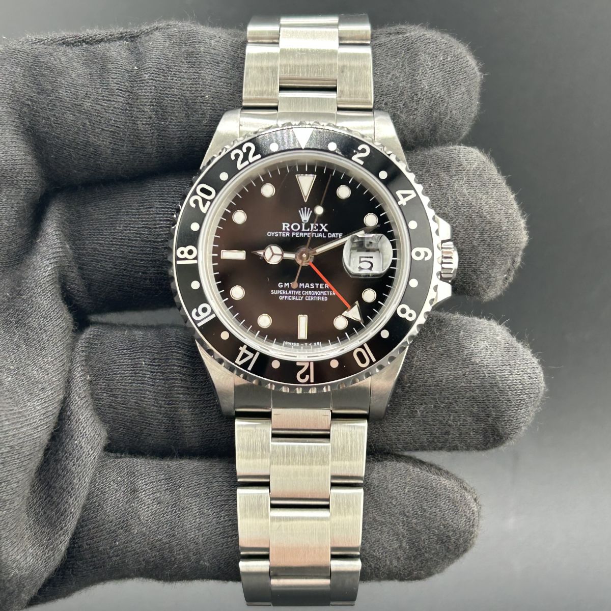 Rolex GMT-Master Black Dial on Oyster Ref. 16700 Papers 2000