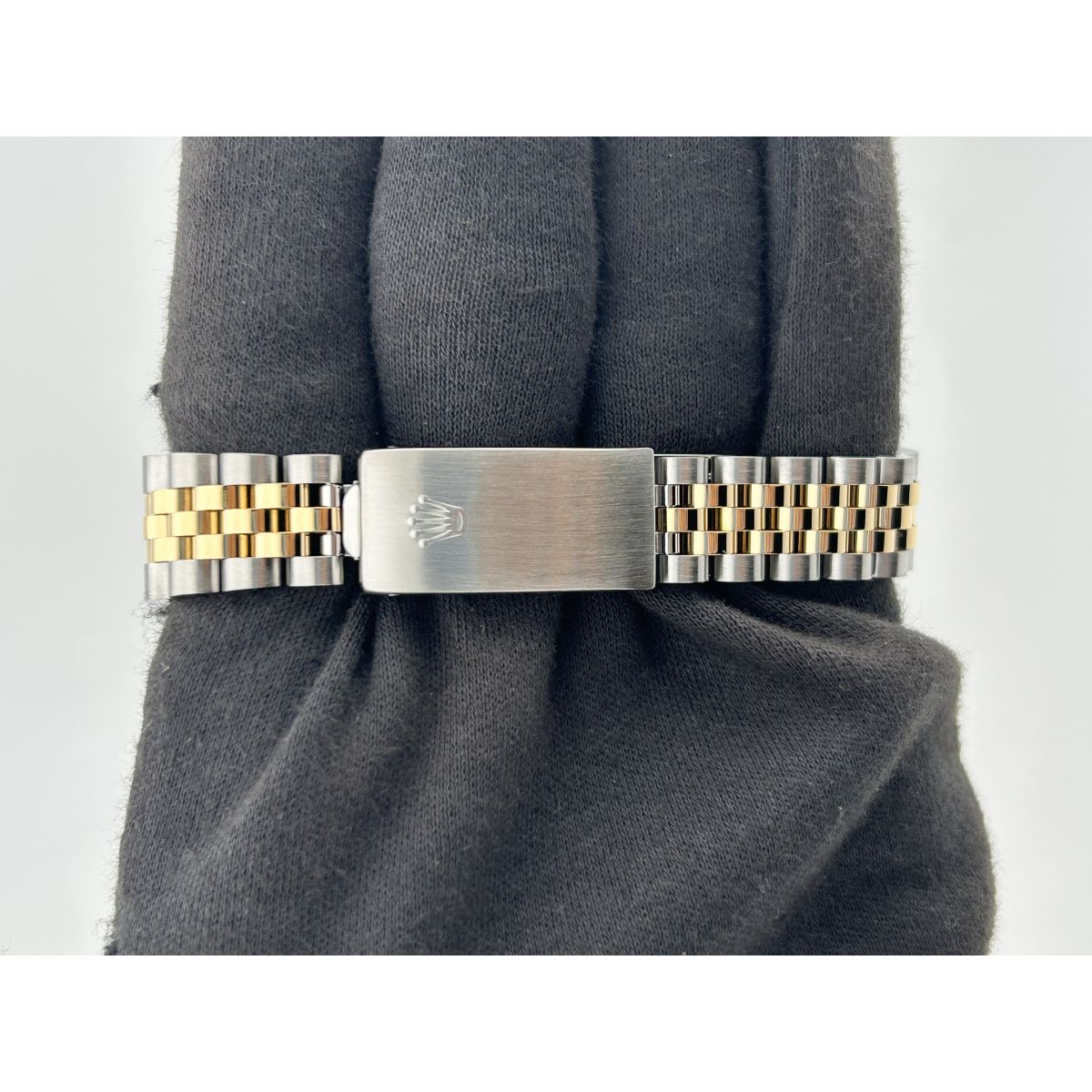 Rolex Datejust 31 Champagne Stick Dial on Jubilee Ref. 68273