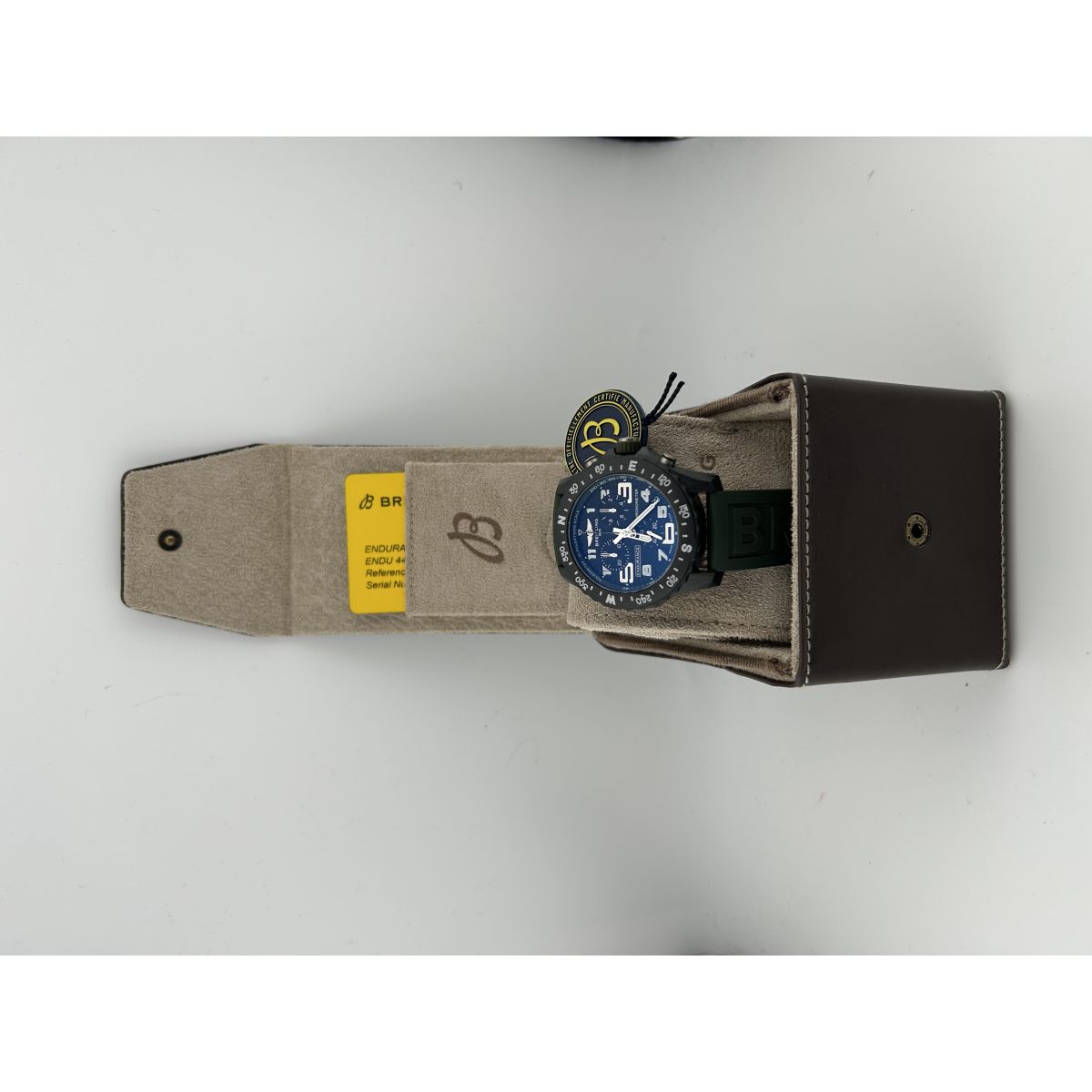 Breitling Endurance Pro Black Dial on Green Rubber Strap Ref. X82310D31B1S1 Complete 2026