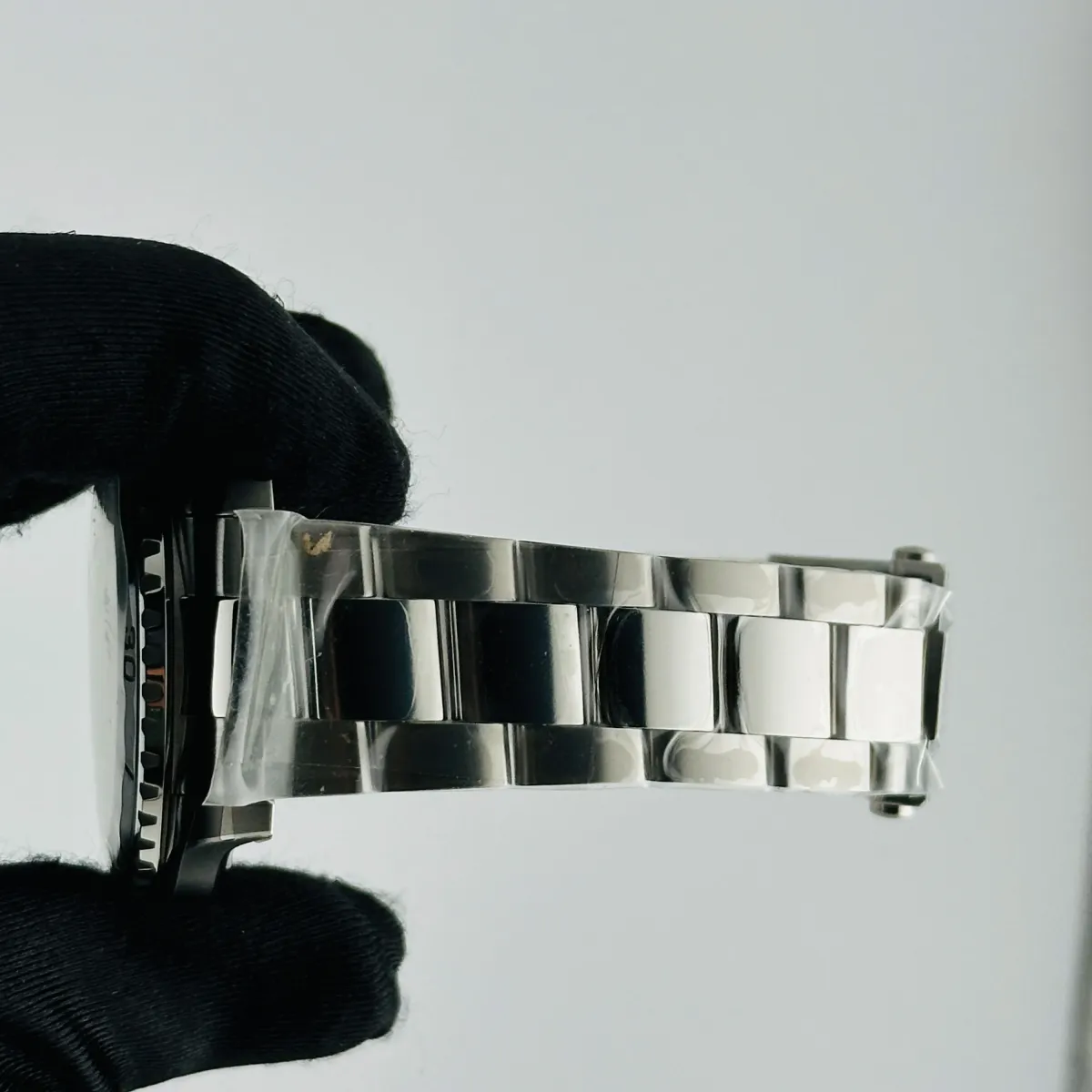 Breitling Superocean Automatic Green Dial On Bracelet