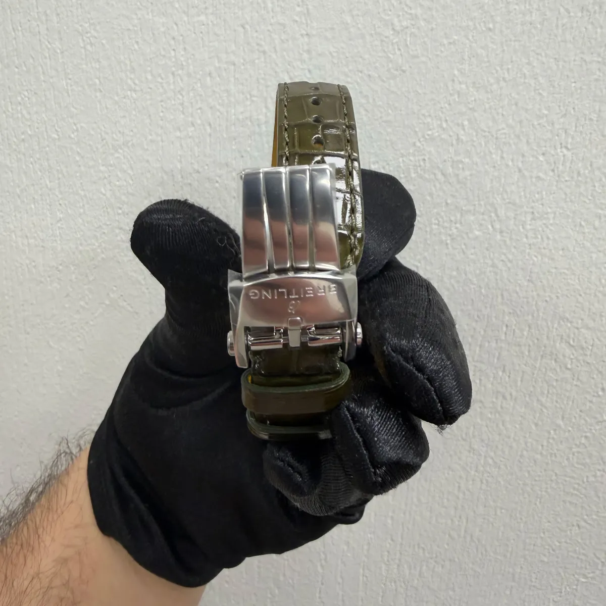 Breitling Navitimer Automatic Mint Green Dial on Leather Strap Ref A17395361L1P2 with Card