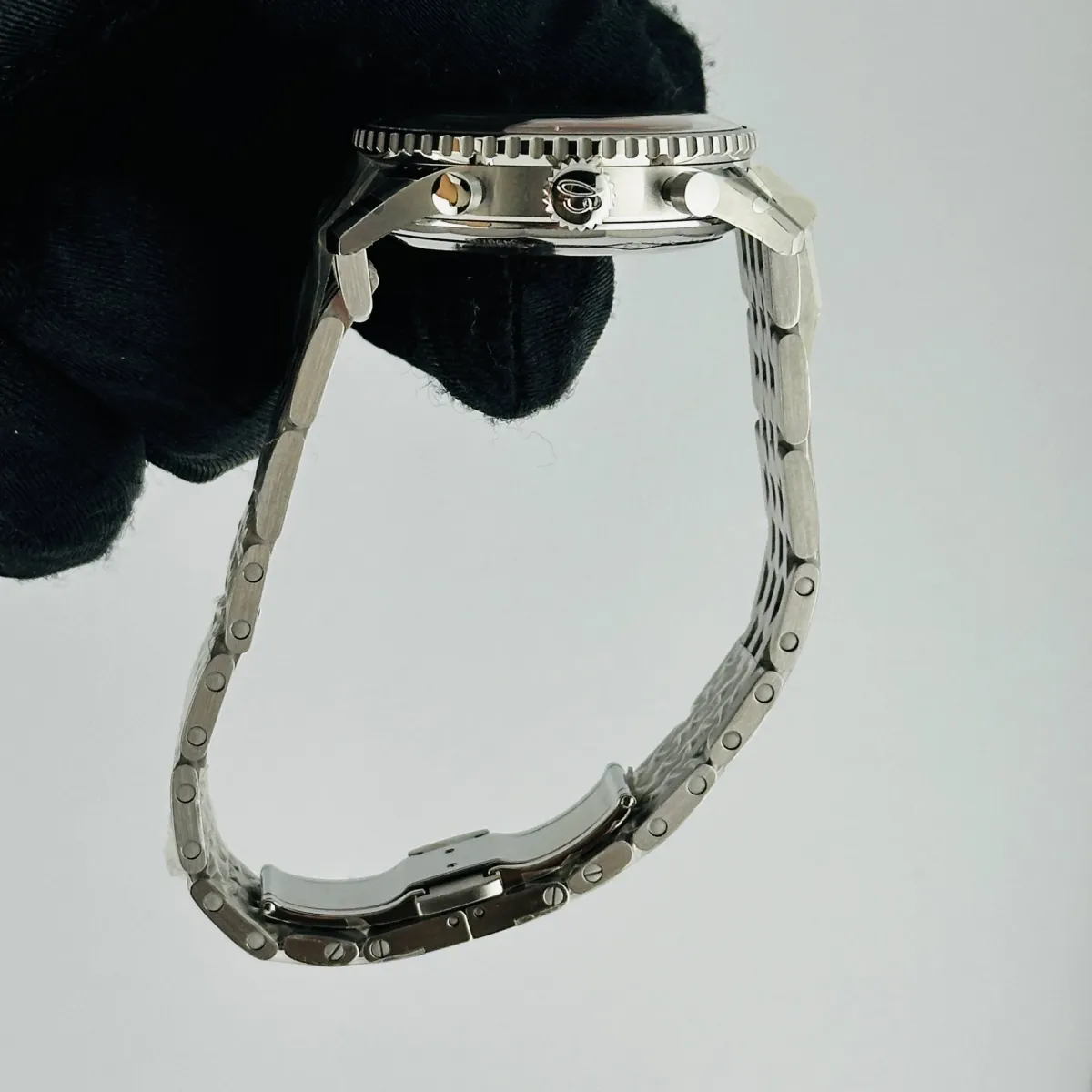 Breitling Navitimer B01 Chronograph Mint Green Dial on Bracelet Ref AB0139211L1A1 with Card 2025