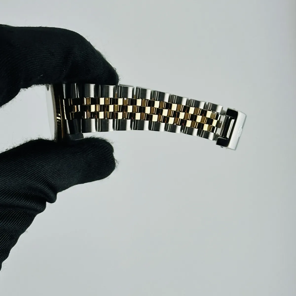 Rolex Datejust Ivory Anniversary Dial On Jubilee Ref 78273