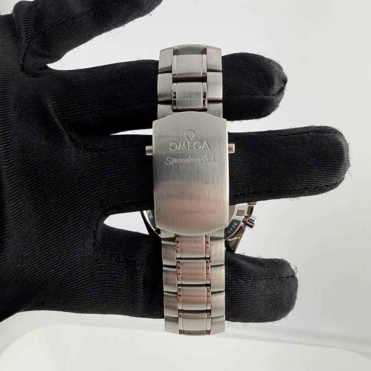 Omega Speedmaster Silver Dial Ref 3559.32 with Card 2004