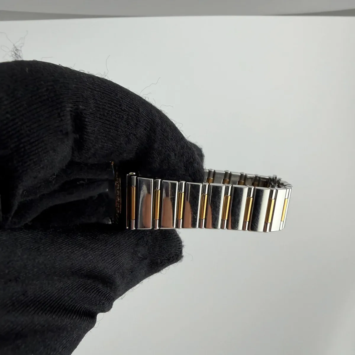 Omega Constellation White Mop Stone Dial Ref 1368.79.00 with Card 2012