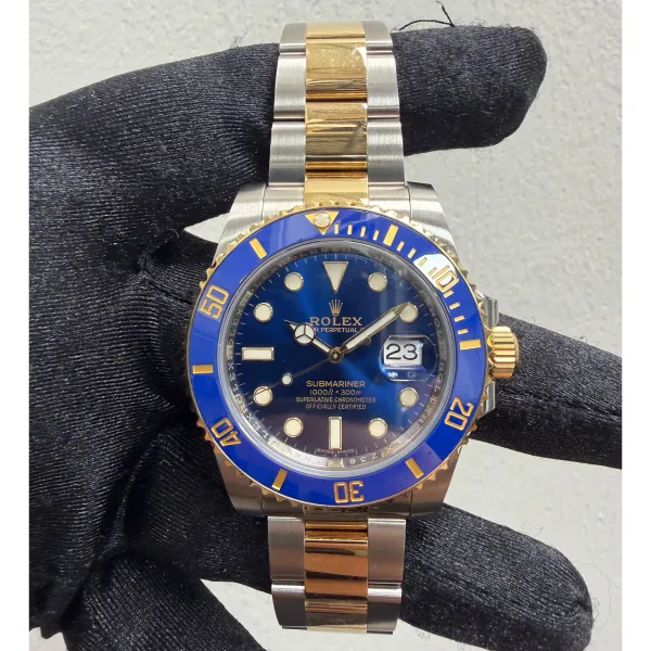 Rolex Submariner Blue Dial on Oyster Ref 116613LB with New Style Card White 2017