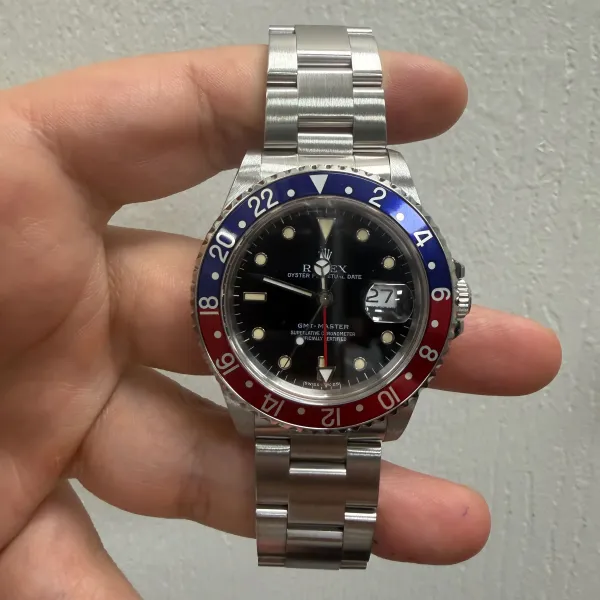 Rolex GMT-Master Pepsi Black Dial on Oyster Ref 16700