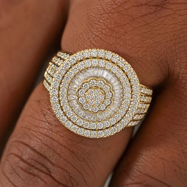 Round And Baguette Natural Diamond Classic Shining Sun Ring