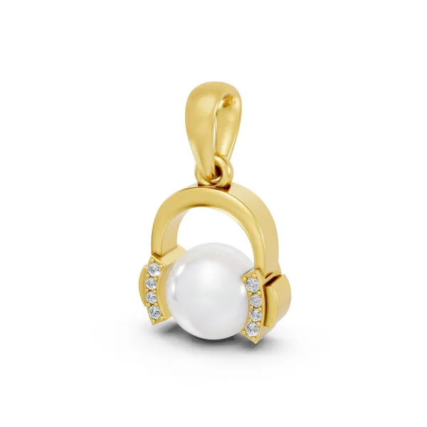 White Pearl Pendant With Small Natural Diamond