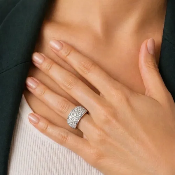 Mila 1.04 CT Round Shape Natural Diamond Cluster Ring For Unisex