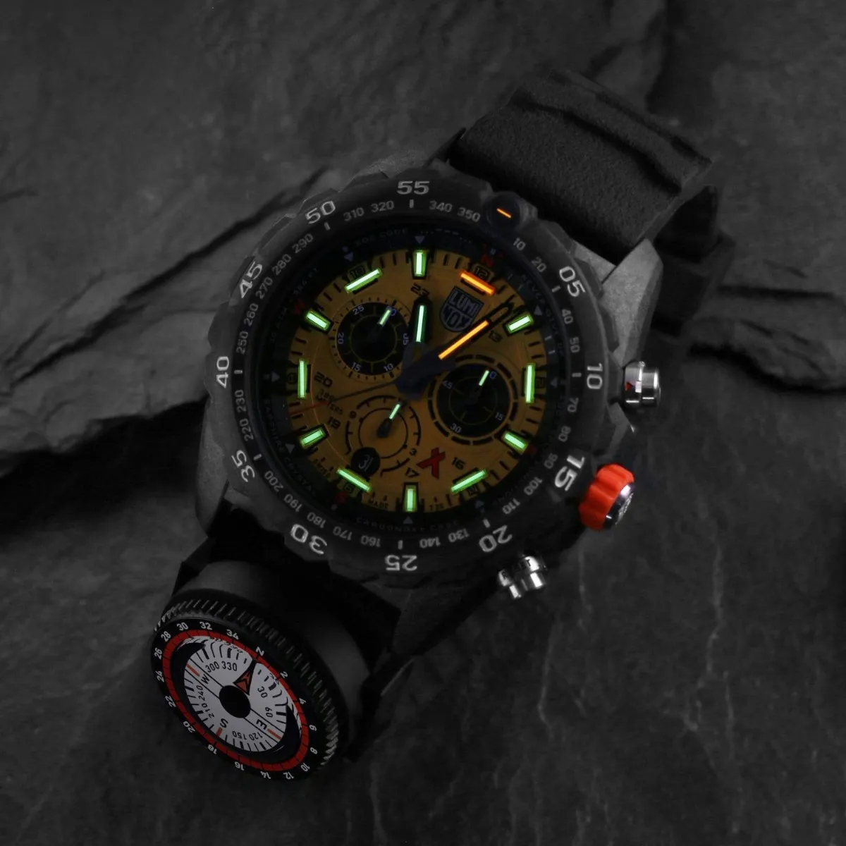 Luminox Survival Master Series Black Dial test